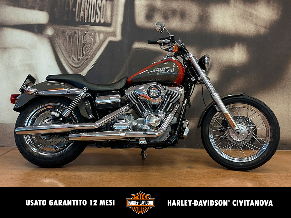 Harley Davidson 1584 Super Glide Custom 2009