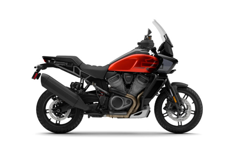 my25_ra1250s_whiskeyfireravenmetallic_cast