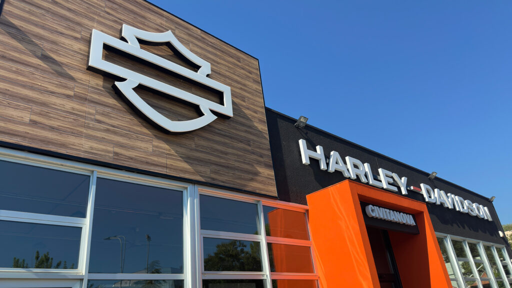 Harley Davidson civitanova esterno