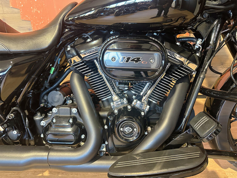 Harley-Davidson Street Glide 2021 usata – Touring con manubrio 14" e accessori originali – Harley-Davidson Civitanova