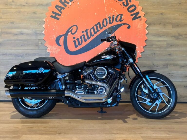 Harley-Davidson Sport Glide 2019 usata – Softail stock con valigie verniciate Vivid Black – Harley-Davidson Civitanova