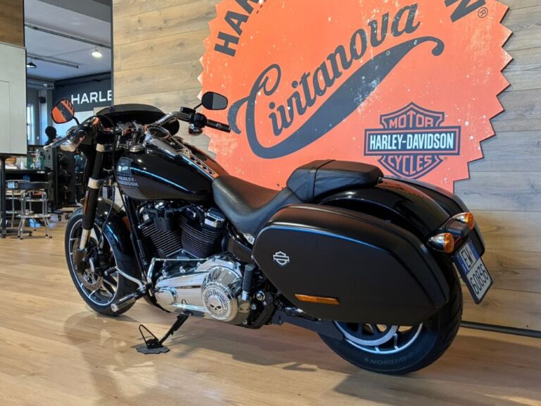 Harley-Davidson Sport Glide 2021 usata – Softail con accessori Willie G e scarico 2 in 1 V&H – Harley-Davidson Civitanova