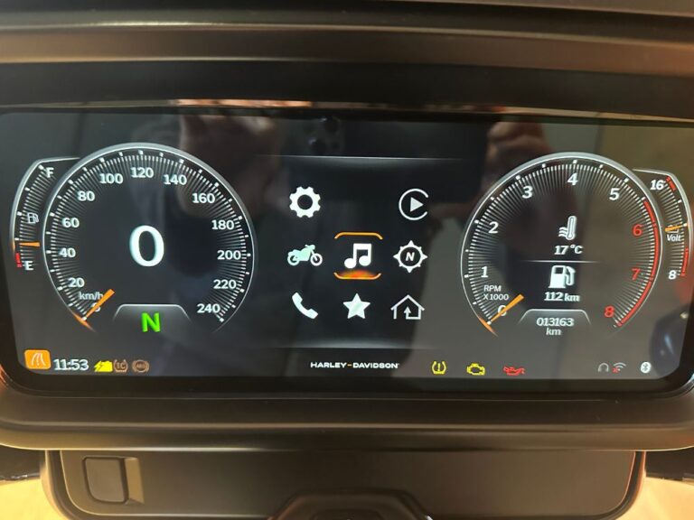 Harley-Davidson Street Glide 2024 usata – Touring stock come nuova con garanzia ufficiale – Harley-Davidson Civitanova 8
